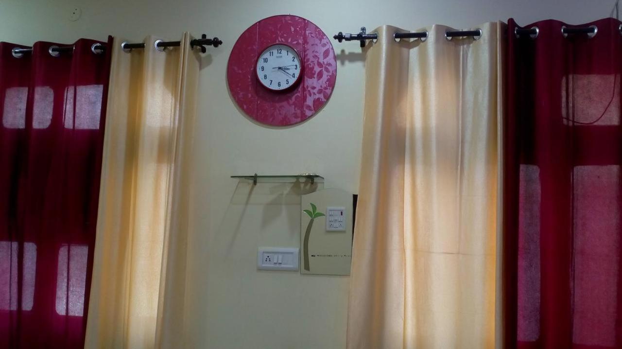 Blue Eye Backpackers Hostel Amritsar Room photo